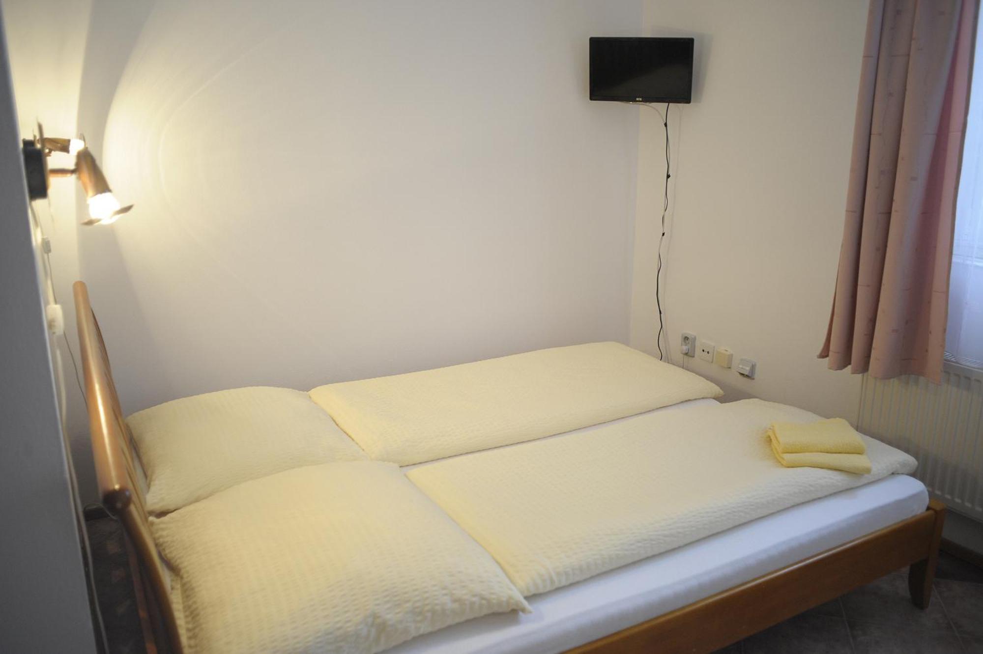 Penzion Eden Znojmo Δωμάτιο φωτογραφία