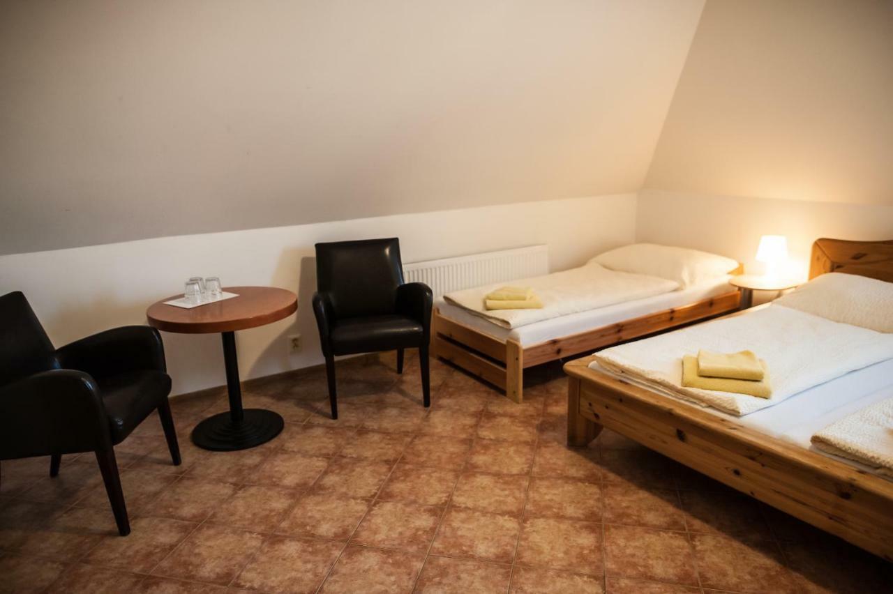Penzion Eden Znojmo Εξωτερικό φωτογραφία